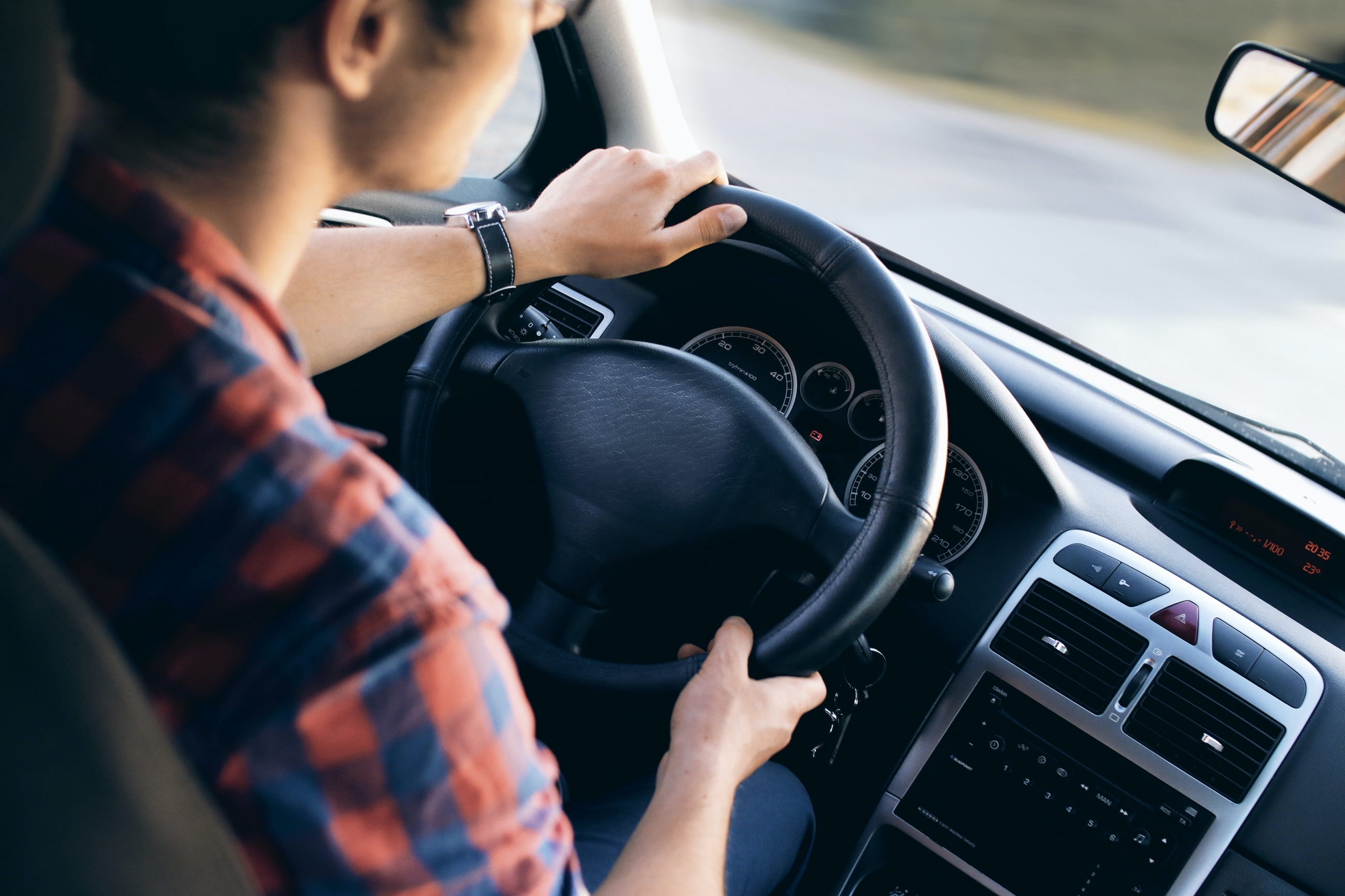 Tiedepuiston yhteiskäyttöautot – Käytössäsi joustavasti tarpeen mukaan